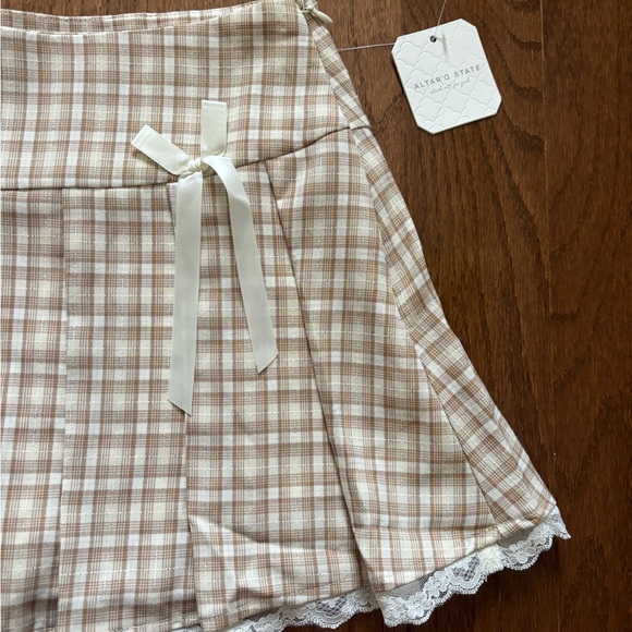 Altar’d state plaid beige mini pleated skirt bows and lace trim XXS - Picture 2 of 5